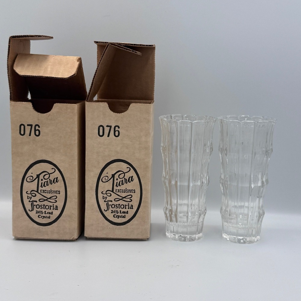 Tiara Exclusives Fostoria 24% Lead Crystal Bud Vases Set of 2 Clear 076 in Box